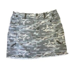 Y2K Camo Green Mini Skirt Sz 14 Cotton/Spandex